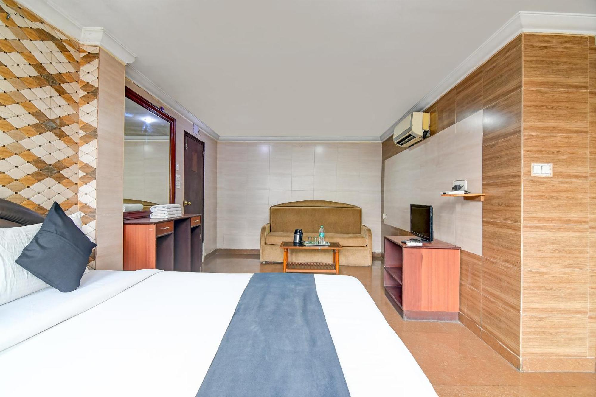 כלכותה Brill Raj Palace Near City Centre 2 מראה חיצוני תמונה
